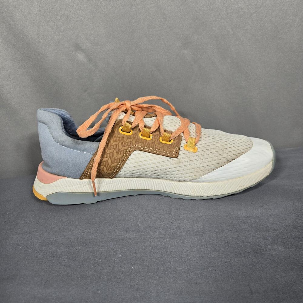 OluKai Wailuku Womens 9.5 Gray Trail Sneakers Athletic Mesh Rubber Sole Outdoor - Picture 2 of 10
